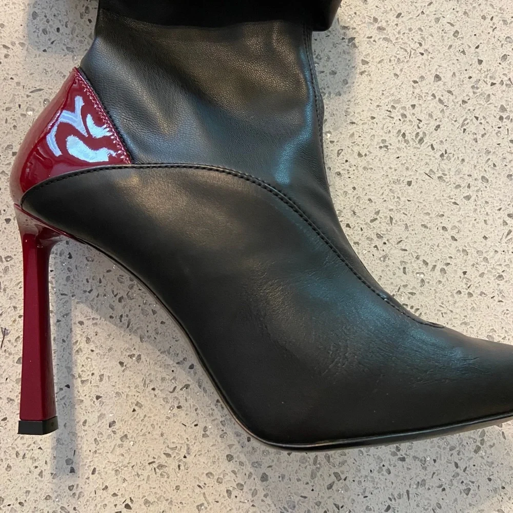 Just Cavalli over the knees boots ❤️💃Absolutly gorgeous! Very stylish and sexy